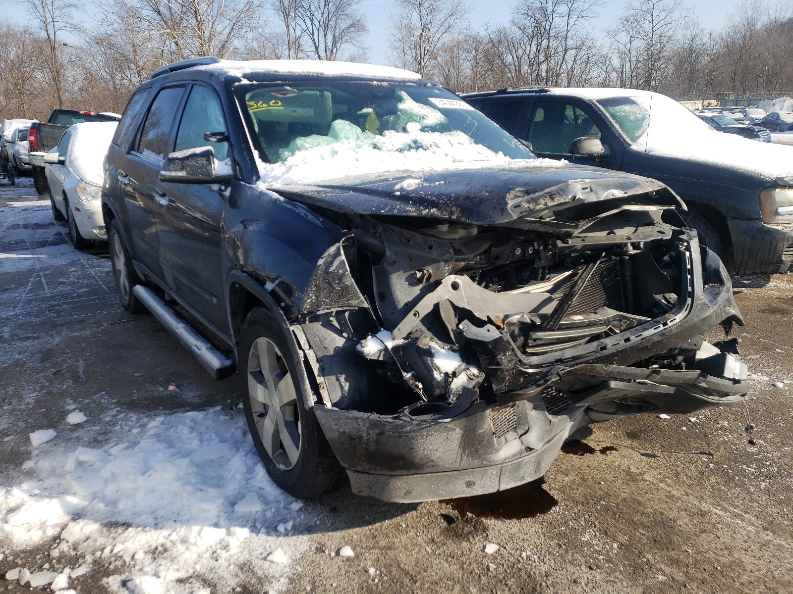 GMC ACADIA SLT 2010 with VIN 1GKLRMED0AJ101755 - Photo from auction