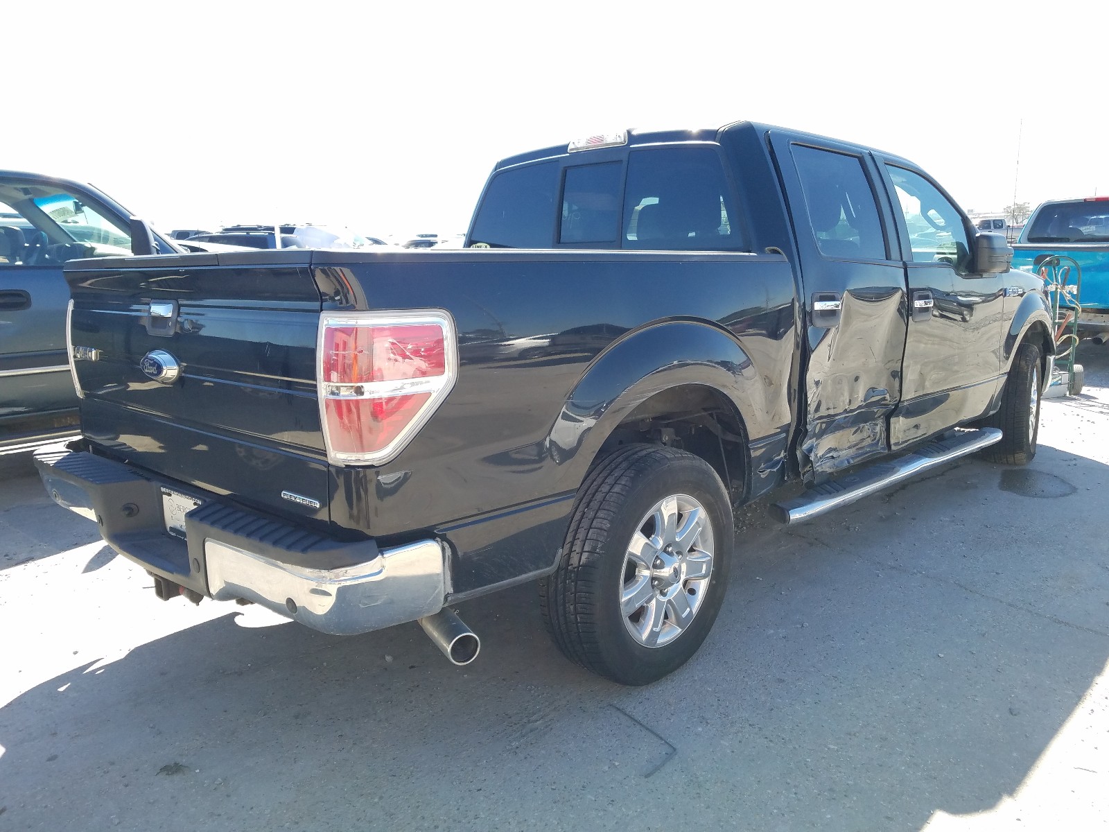 Zdjęcie 4 z aukcji – 2013 FORD F150 SUPER z VIN 1FTFW1CF2DFC69280