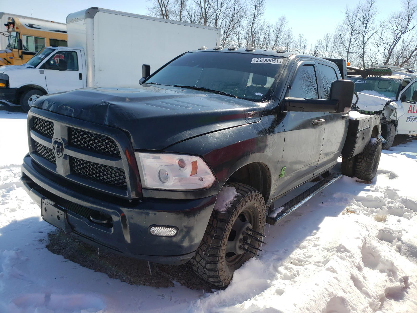 Photo 2 from auction – 2018 RAM 3500 ST with VIN 3C63RRGL8JG268547