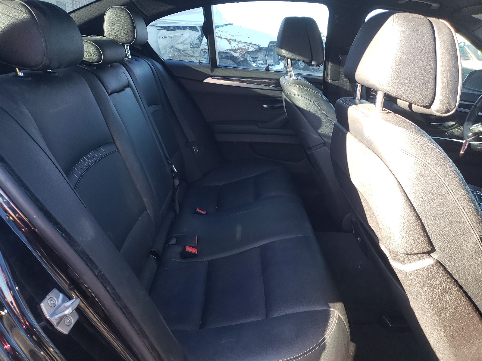 Photo 6 from auction – 2014 BMW 550 I with VIN WBAKN9C59ED681679