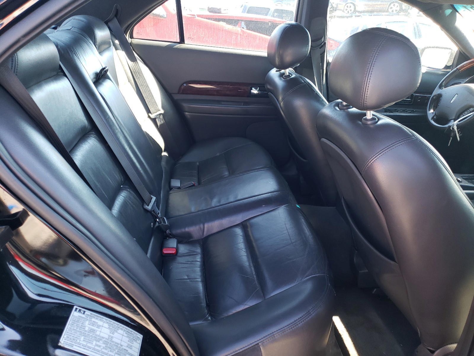 Photo 6 from auction – 2001 LINCOLN LS with VIN 1LNHM86S51Y642761