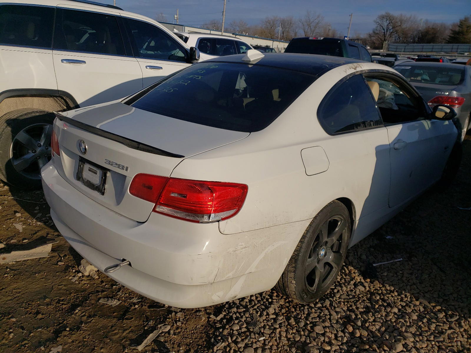 Photo 4 from auction – 2009 BMW 328 XI with VIN WBAWC33539P470325