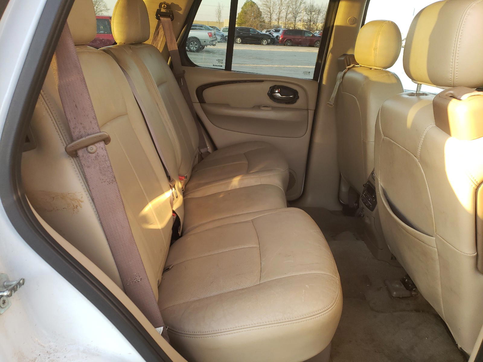 Photo 6 from auction – 2004 BUICK RAINIER CX with VIN 5GADS13S142441985