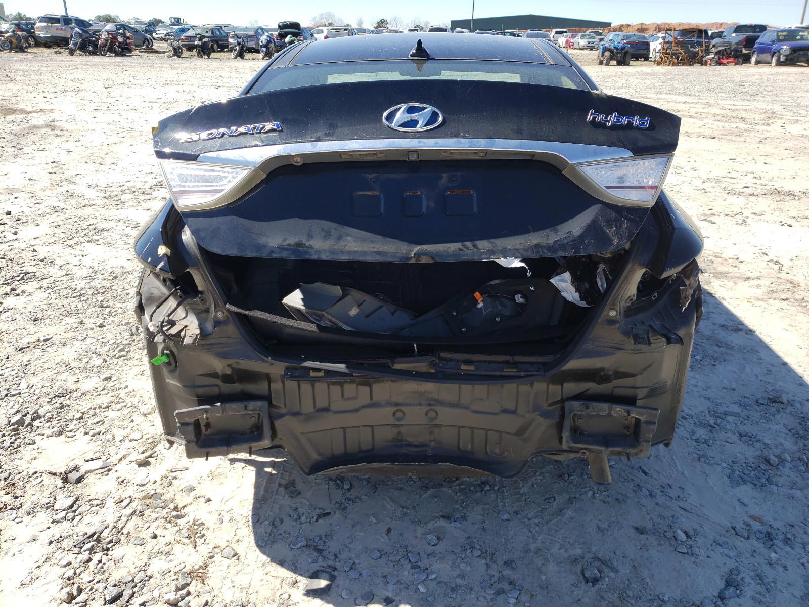 Photo 9 from auction – 2012 HYUNDAI SONATA HYB with VIN KMHEC4A47CA027891