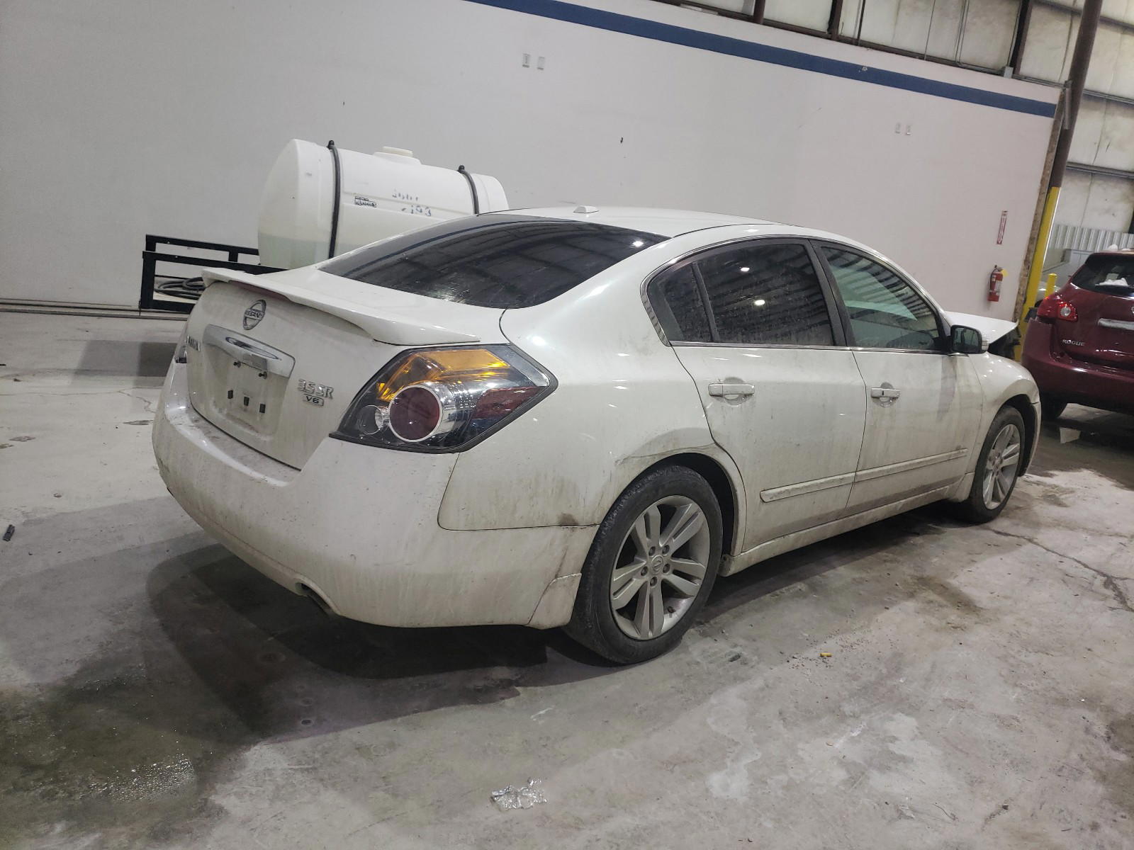 Photo 4 from auction – 2010 NISSAN ALTIMA SR with VIN 1N4BL2AP4AN490685