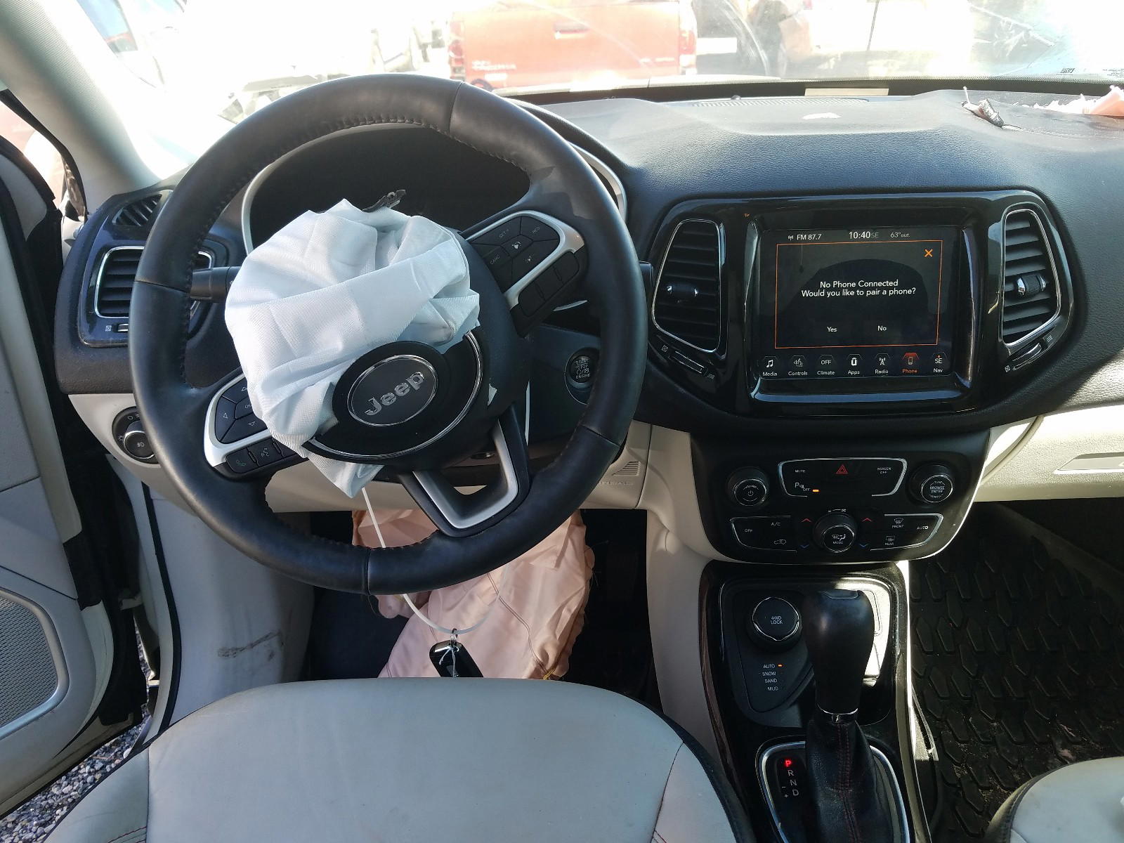Photo 9 from auction – 2017 JEEP COMPASS LI with VIN 3C4NJDCBXHT665381