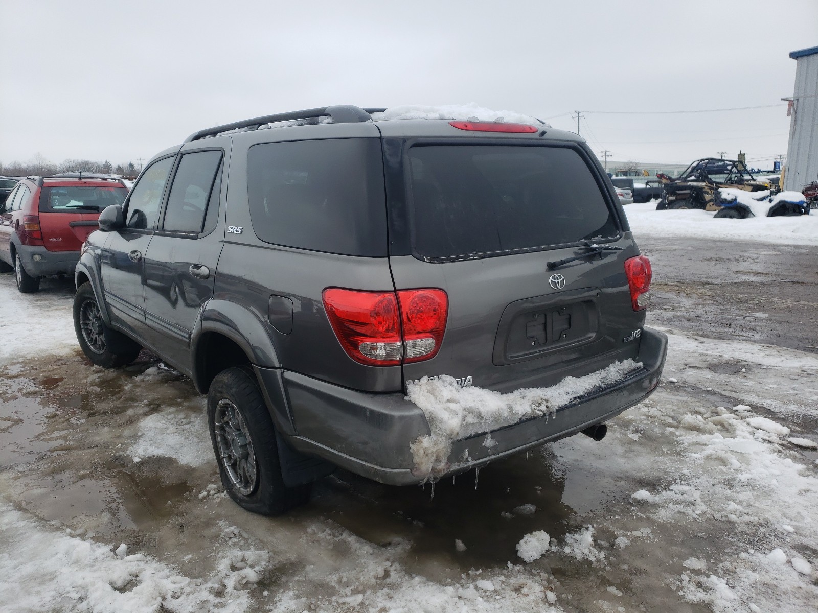 Photo 3 from auction – 2005 TOYOTA SEQUOIA SR with VIN 5TDZT34AX5S248571