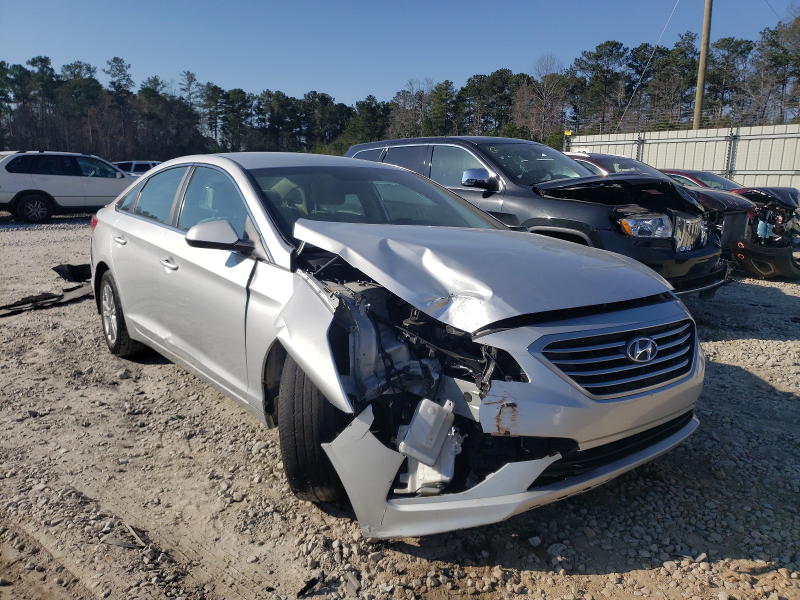 Photo 1 from auction – 2015 HYUNDAI SONATA SE with VIN 5NPE24AF3FH217791