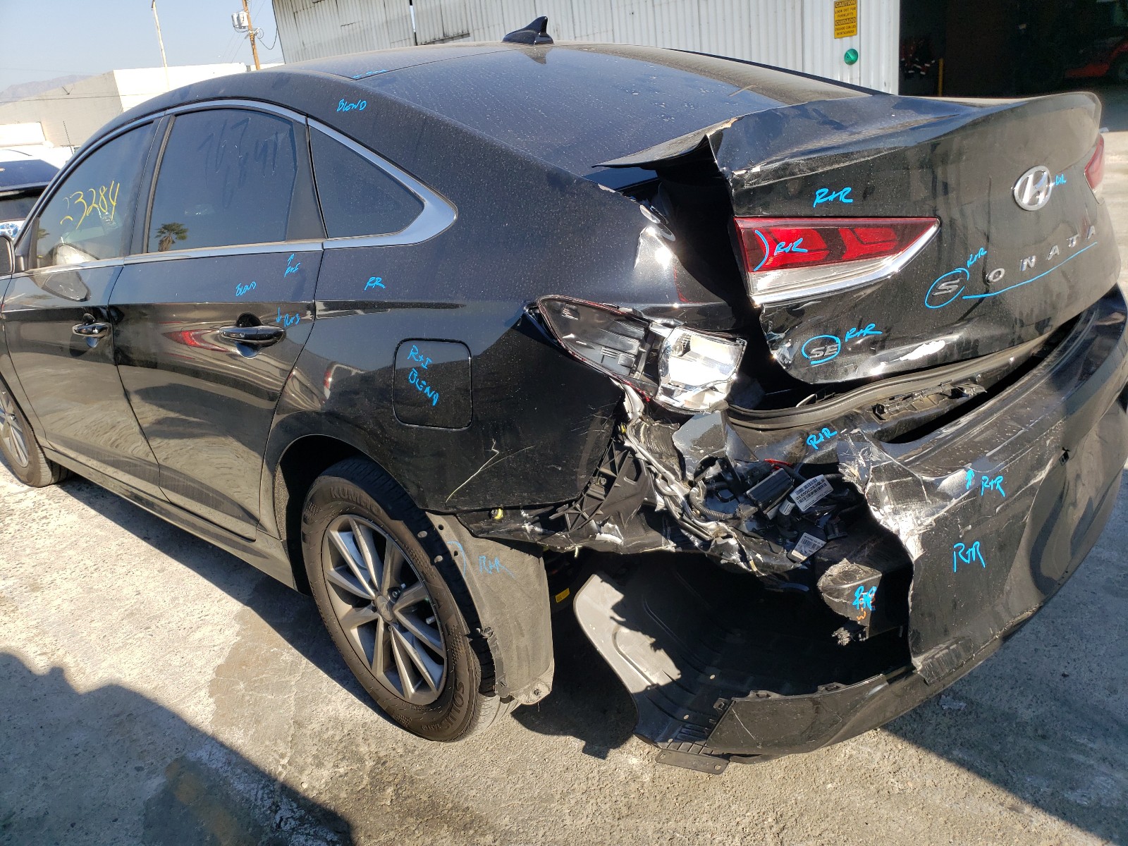 Photo 9 from auction – 2019 HYUNDAI SONATA SE with VIN 5NPE24AF5KH747979