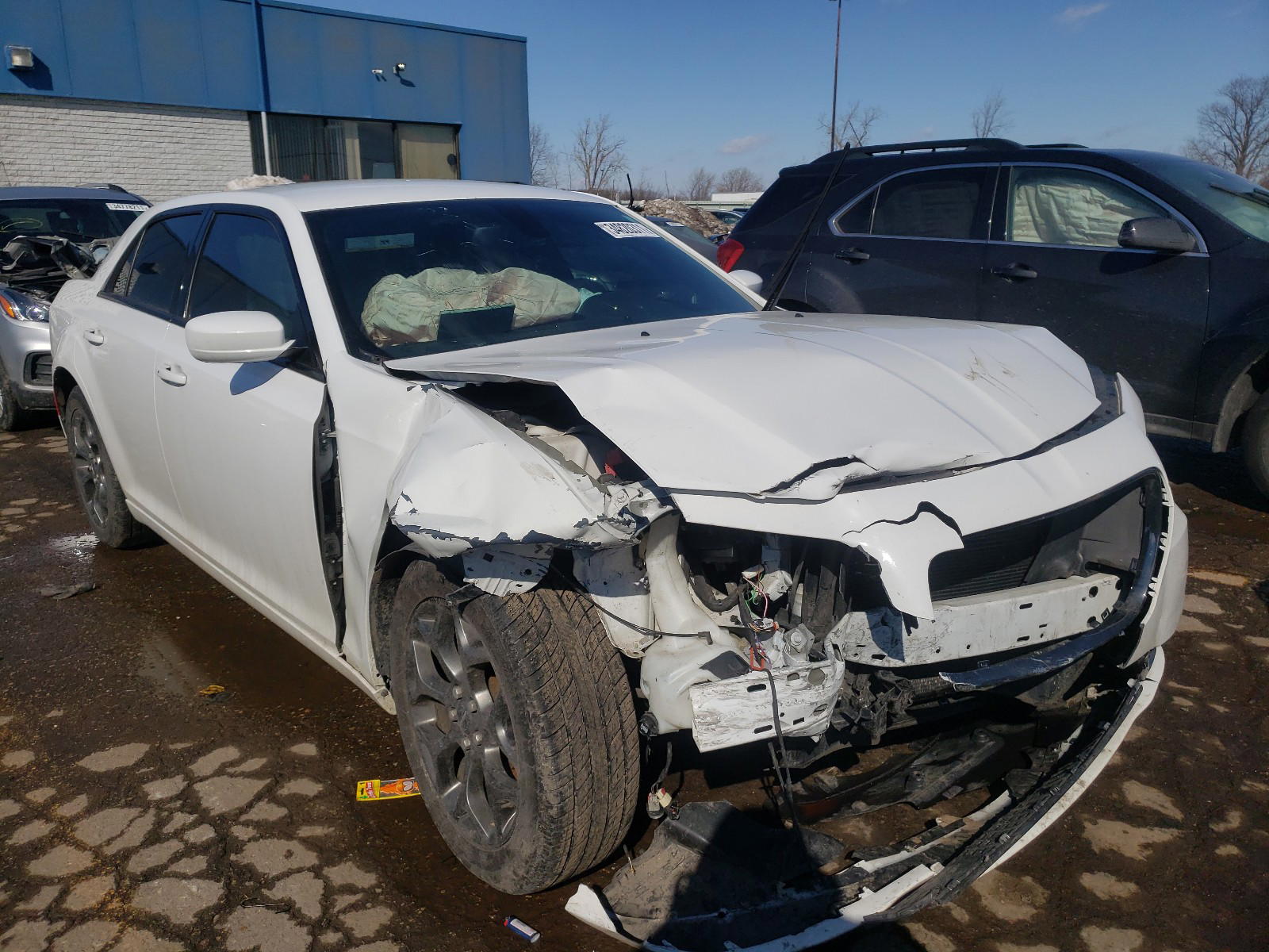 CHRYSLER 300 S 2015 with VIN 2C3CCAGG7FH793075 - Photo from auction