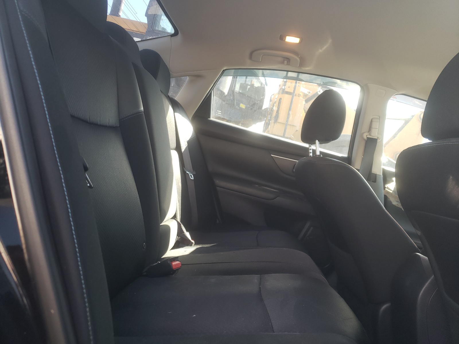 Photo 6 from auction – 2017 NISSAN ALTIMA 2.5 with VIN 1N4AL3AP0HC186101