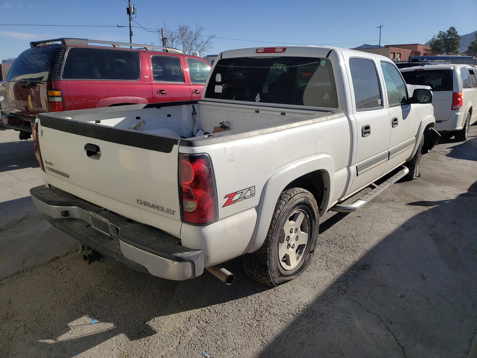 Photo 4 from auction – 2005 CHEVROLET SILVERADO with VIN 2GCEK13TX51235156