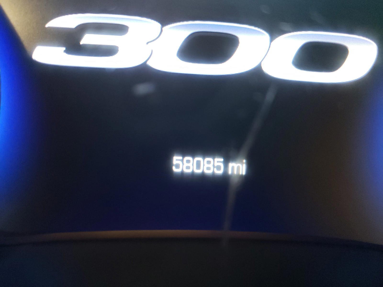 Photo 8 from auction – 2017 CHRYSLER 300 S with VIN 2C3CCABG2HH664901