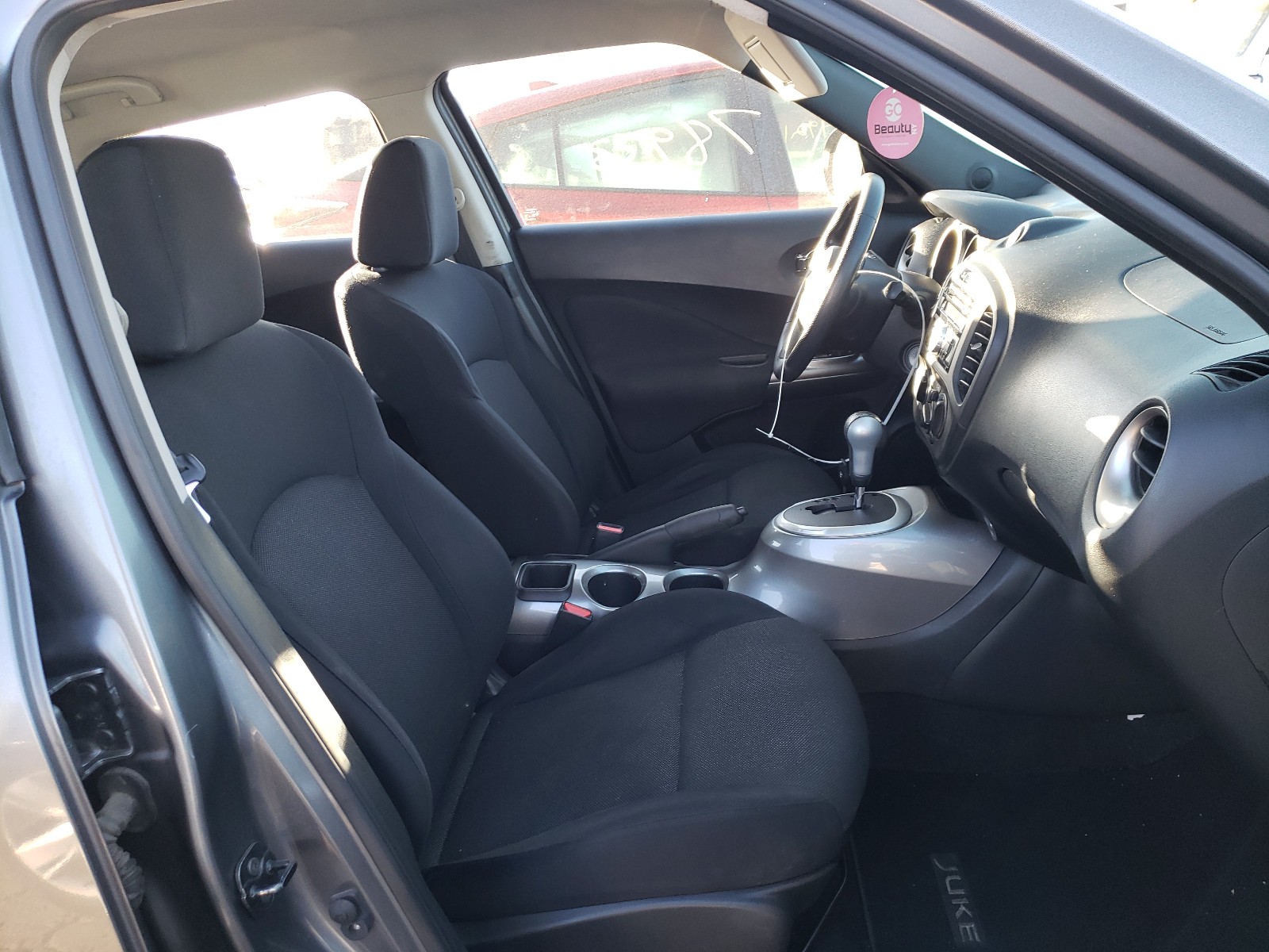 Photo 15 from auction – 2013 NISSAN JUKE S with VIN JN8AF5MV6DT224646
