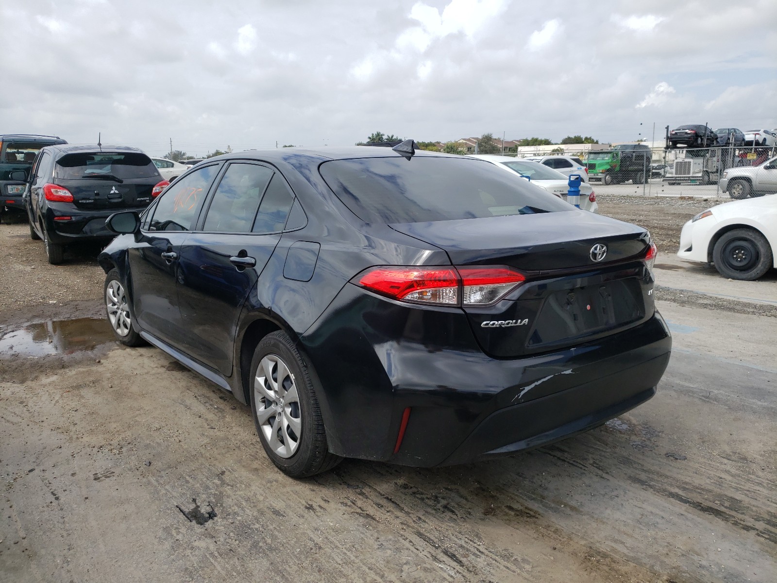 Photo 3 from auction – 2020 TOYOTA COROLLA LE with VIN JTDEPRAE2LJ061042