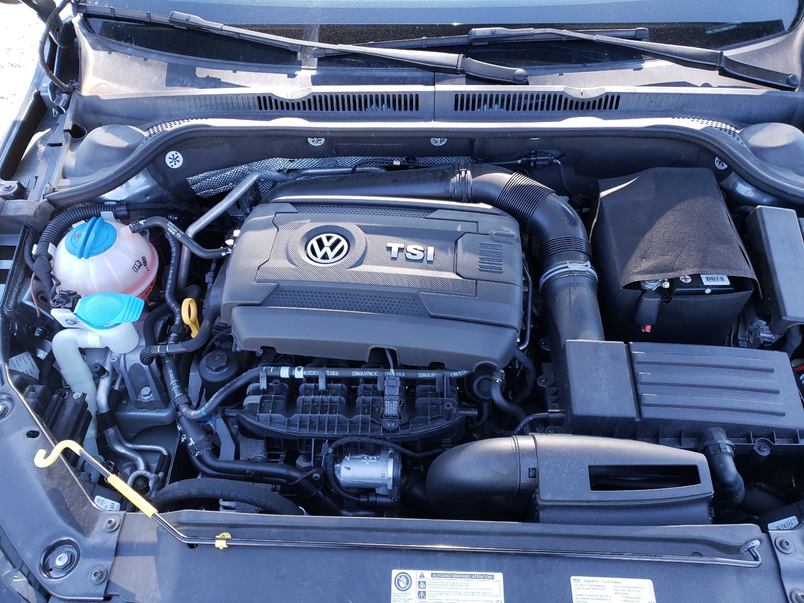 Photo 7 from auction – 2017 VOLKSWAGEN JETTA SEL with VIN 3VWL17AJ1HM212339
