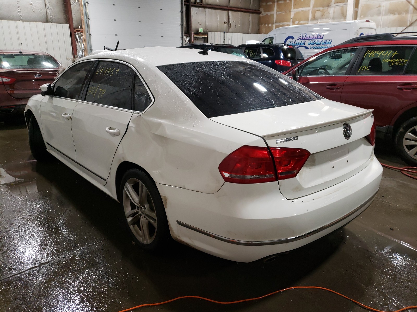 Photo 3 from auction – 2015 VOLKSWAGEN PASSAT SE with VIN 1VWBV7A33FC045305