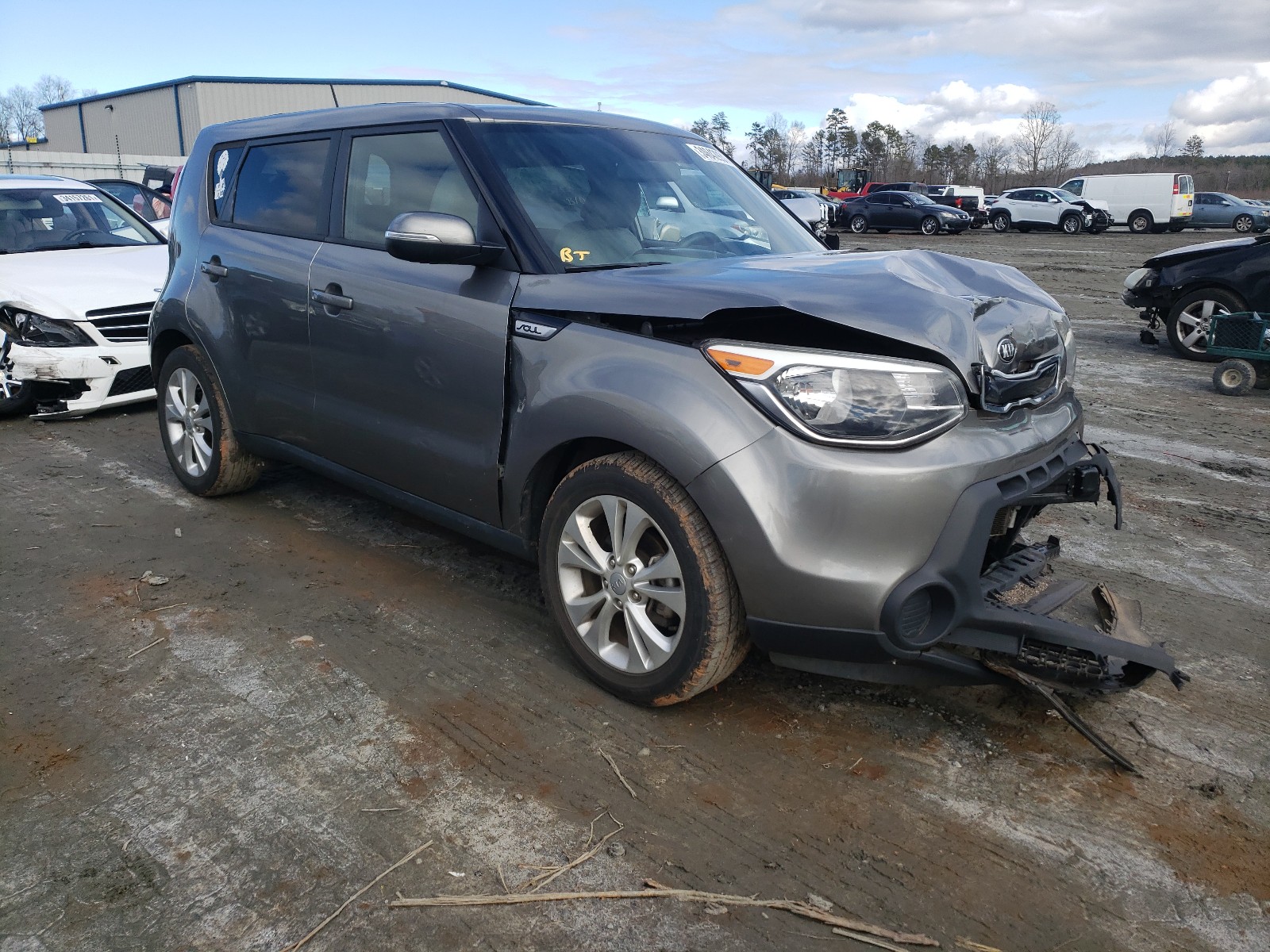 KIA SOUL + 2014 с VIN KNDJP3A52E7029929 - Снимка от търг