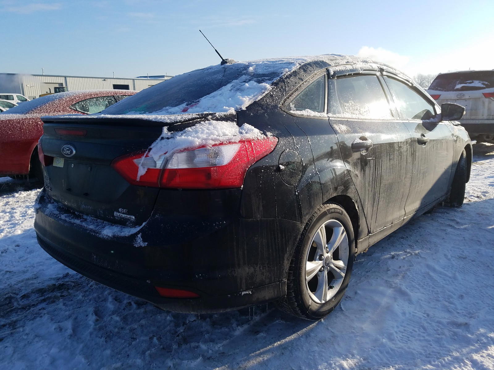 Photo 4 from auction – 2014 FORD FOCUS SE with VIN 1FADP3F24EL218140
