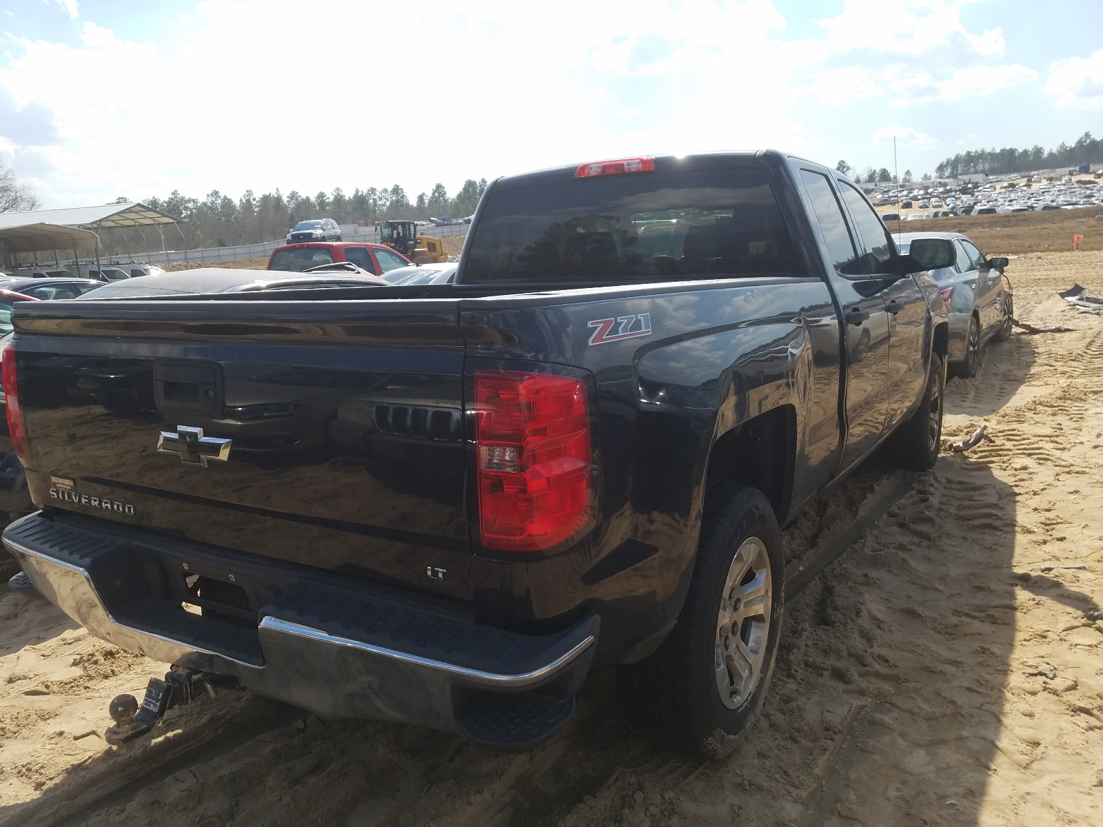 Photo 4 from auction – 2014 CHEVROLET SILVERADO with VIN 1GCRCREC0EZ126576