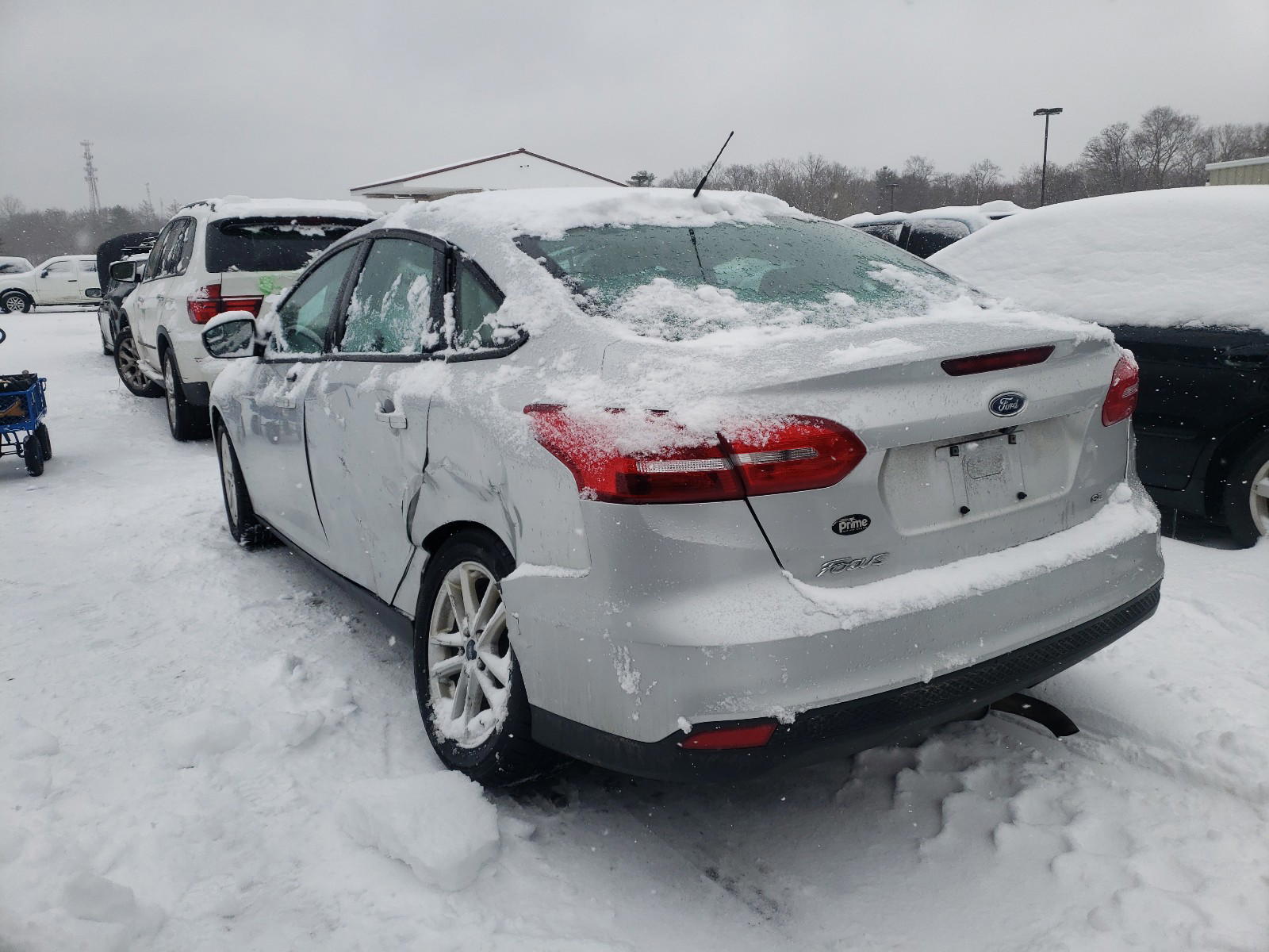 Photo 3 from auction – 2016 FORD FOCUS SE with VIN 1FADP3F21GL210418
