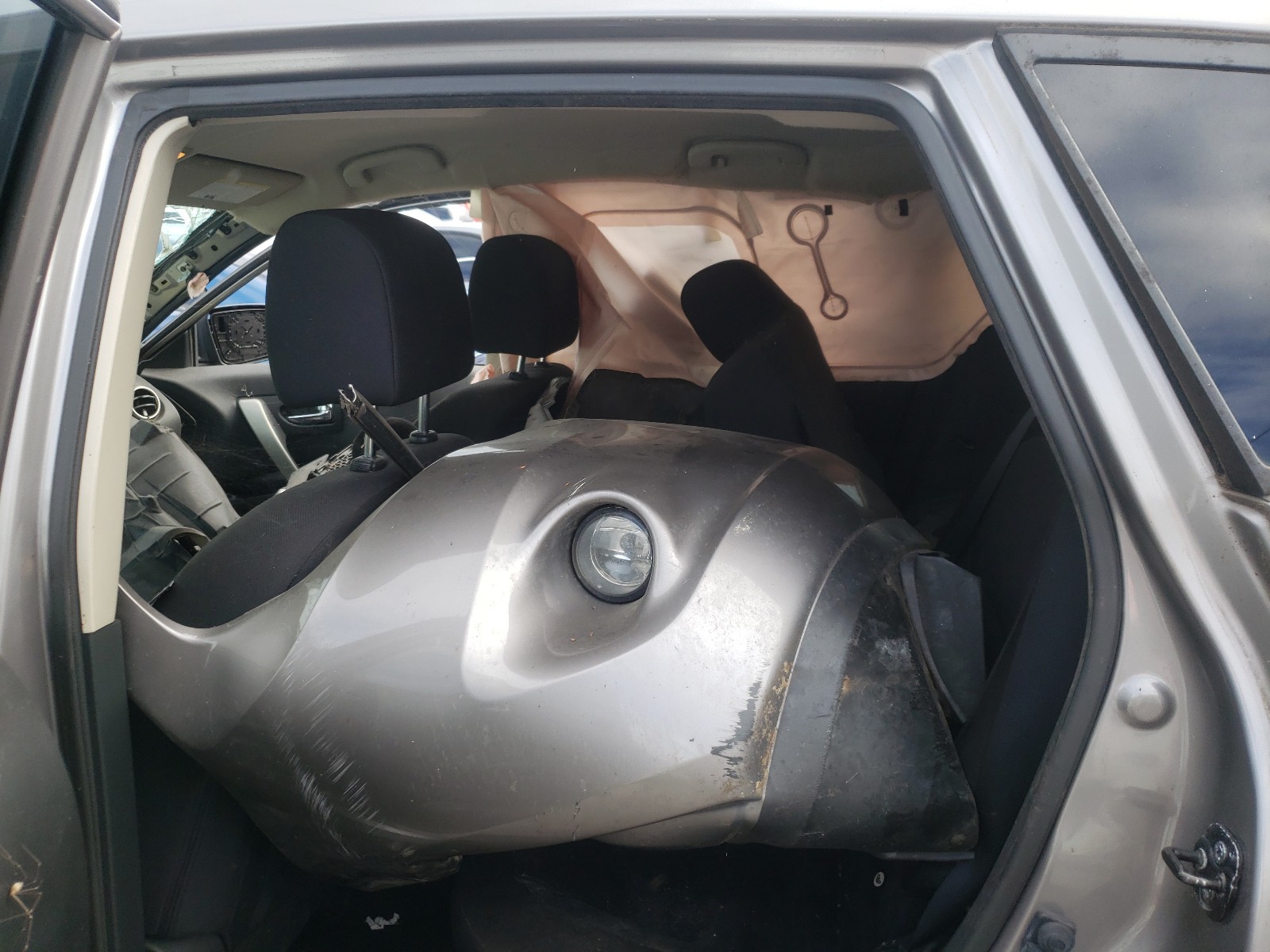 Photo 6 from auction – 2012 NISSAN ROGUE S with VIN JN8AS5MV4CW408234