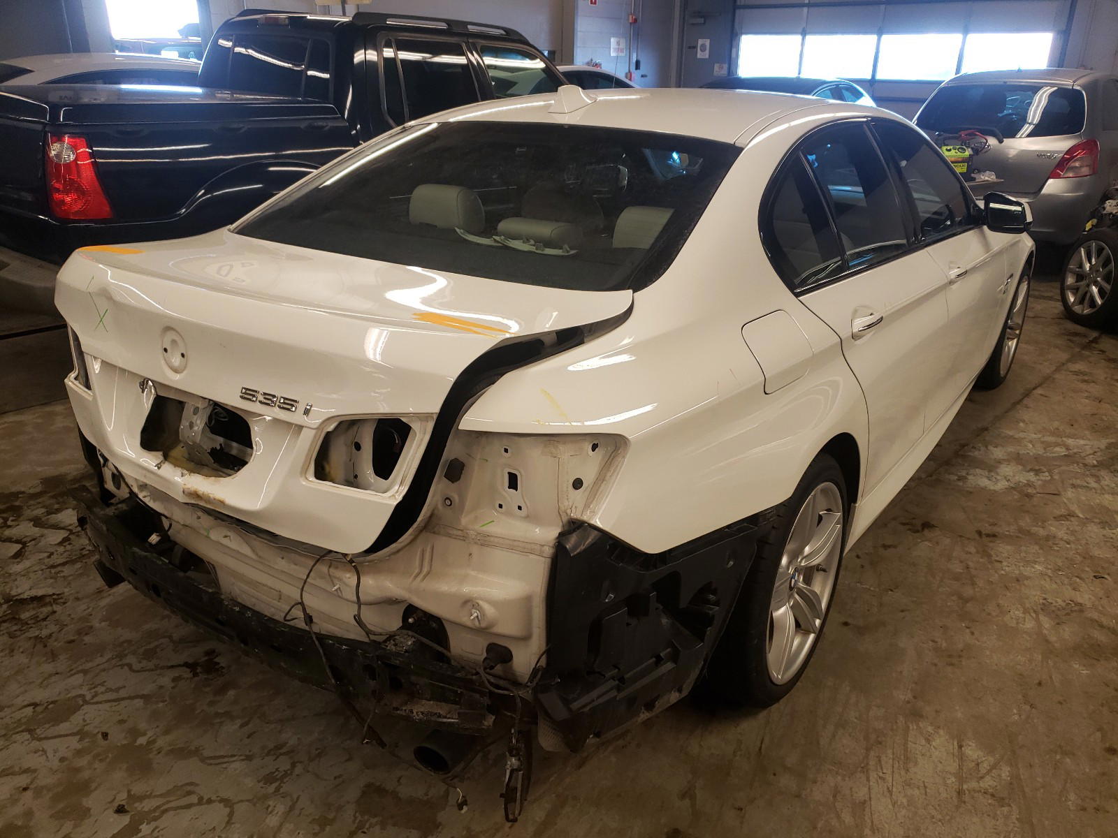 Photo 4 from auction – 2012 BMW 535 XI with VIN WBAFU7C56CDU63785