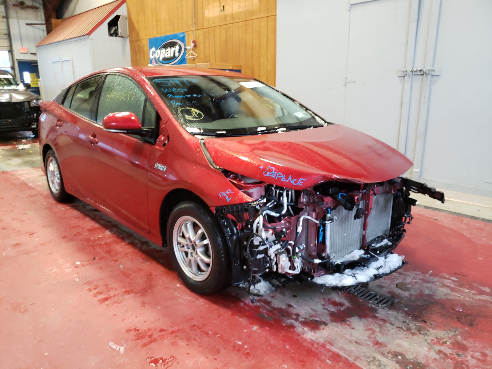 TOYOTA PRIUS PRIM 2018 with VIN JTDKARFPXJ3099876 - Photo from auction
