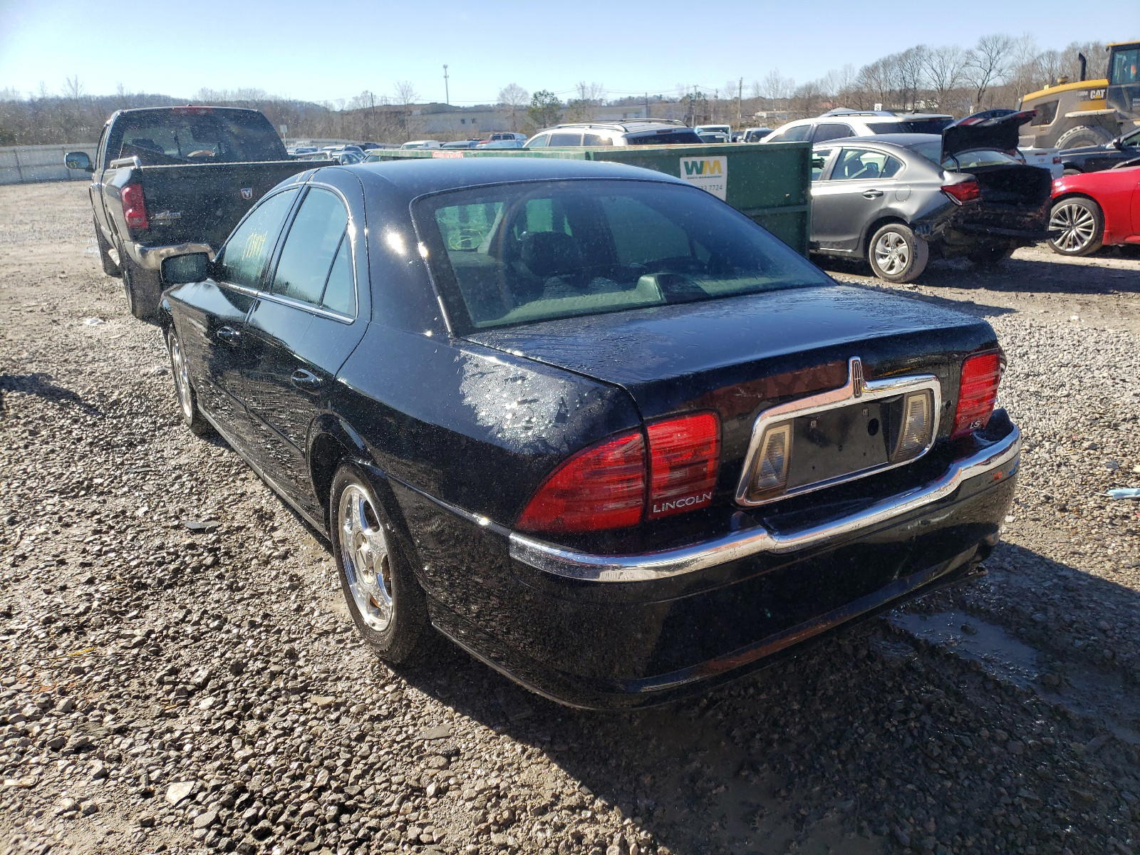 Photo 3 from auction – 2001 LINCOLN LS with VIN 1LNHM86S51Y642761