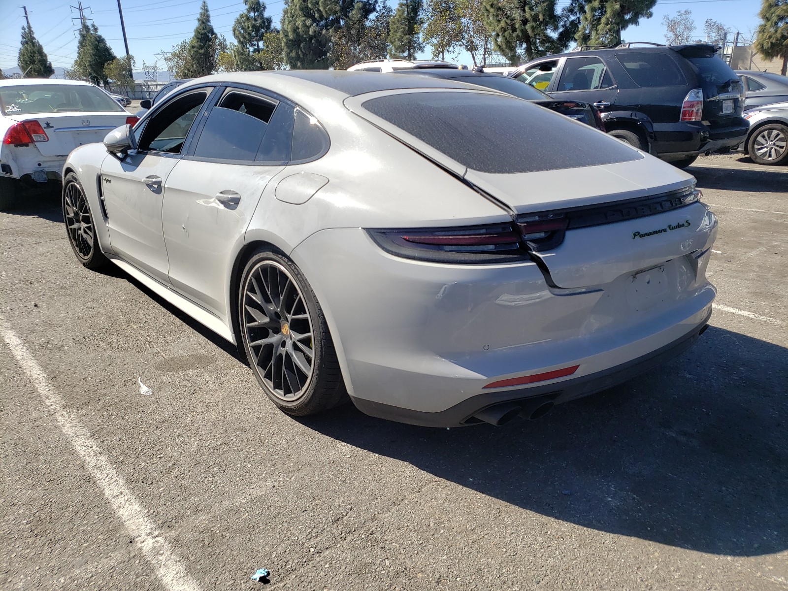 Photo 3 from auction – 2018 PORSCHE PANAMERA T with VIN WP0AH2A71JL145326