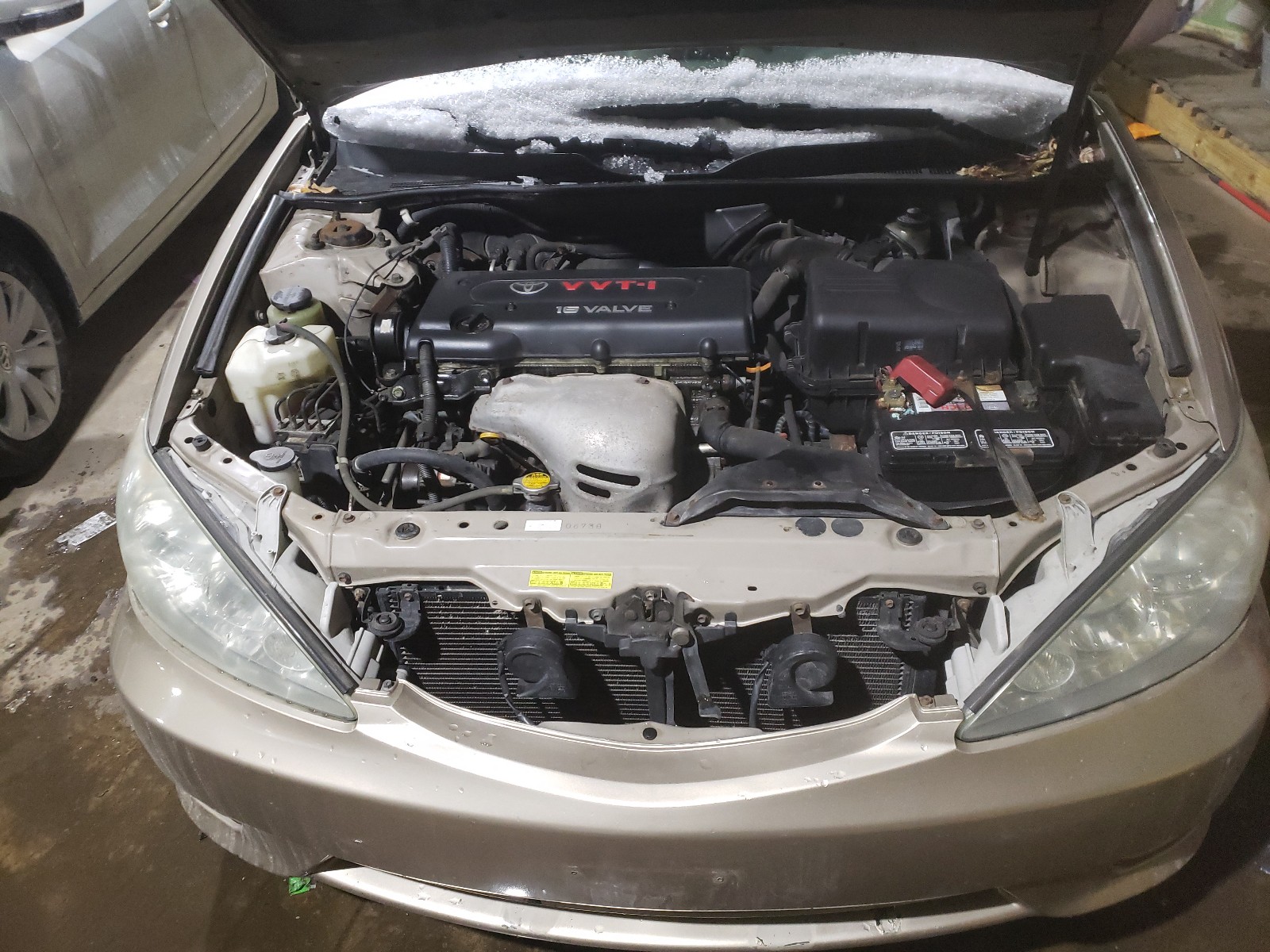 Photo 7 from auction – 2005 TOYOTA CAMRY LE with VIN 4T1BE32K25U423202