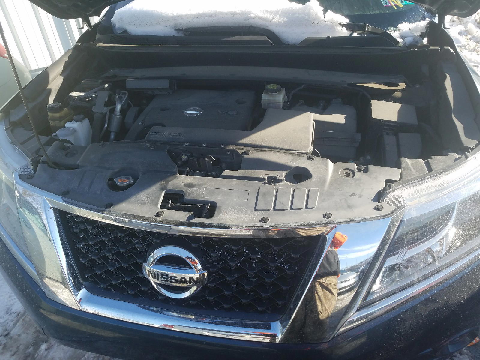 Photo 7 from auction – 2015 NISSAN PATHFINDER with VIN 5N1AR2MM0FC623009