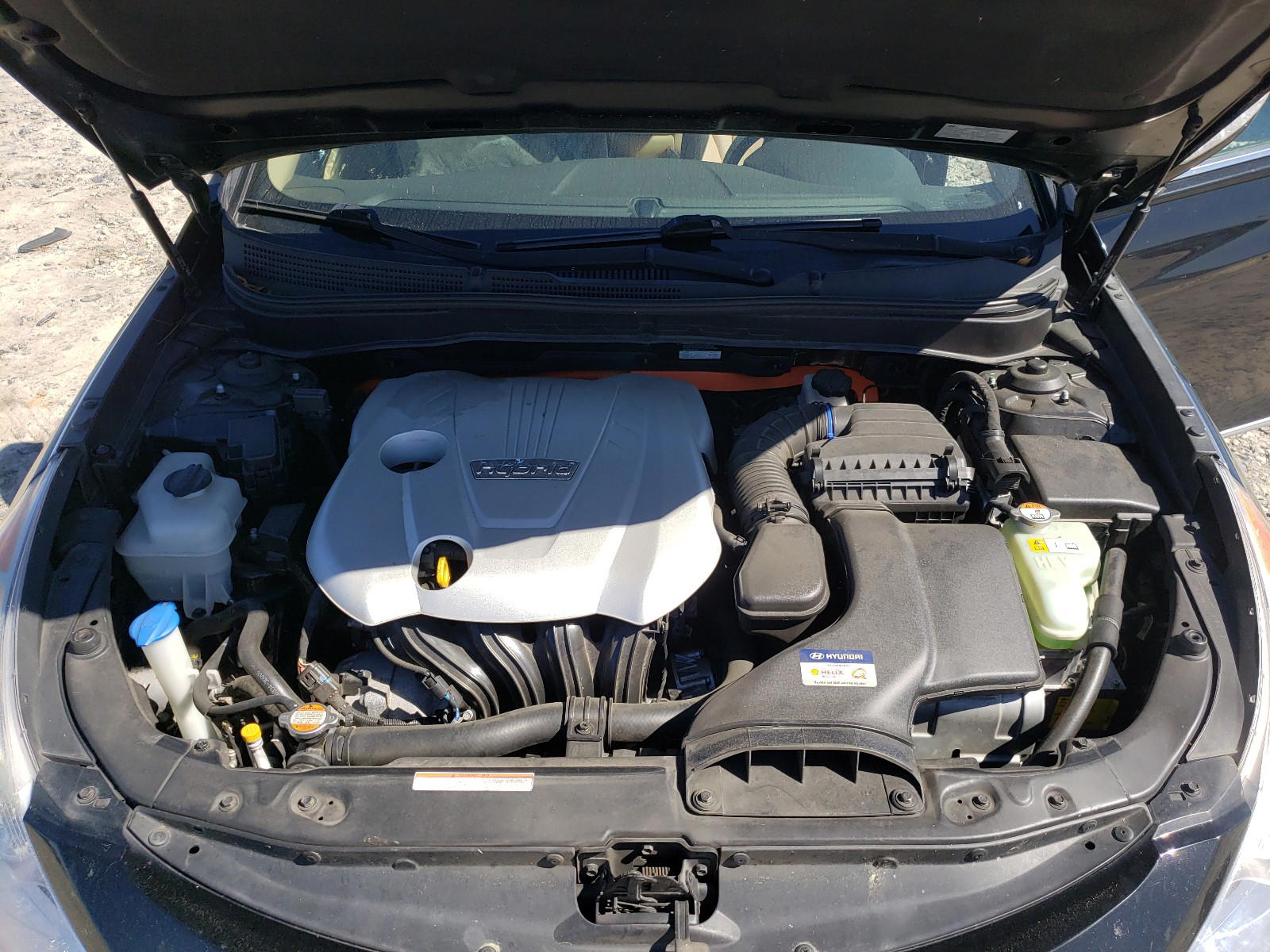 Photo 7 from auction – 2012 HYUNDAI SONATA HYB with VIN KMHEC4A47CA027891