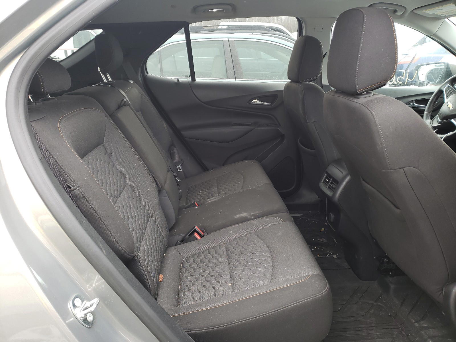 Photo 6 from auction – 2018 CHEVROLET EQUINOX LT with VIN 3GNAXJEV7JS642808