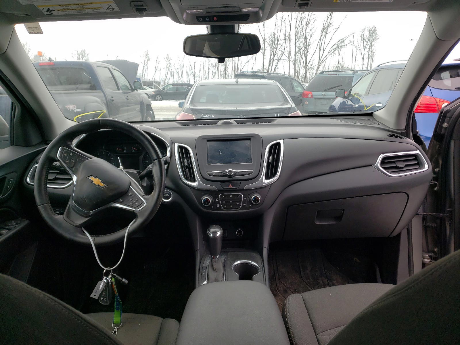 Photo 9 from auction – 2018 CHEVROLET EQUINOX LT with VIN 3GNAXJEV7JS642808