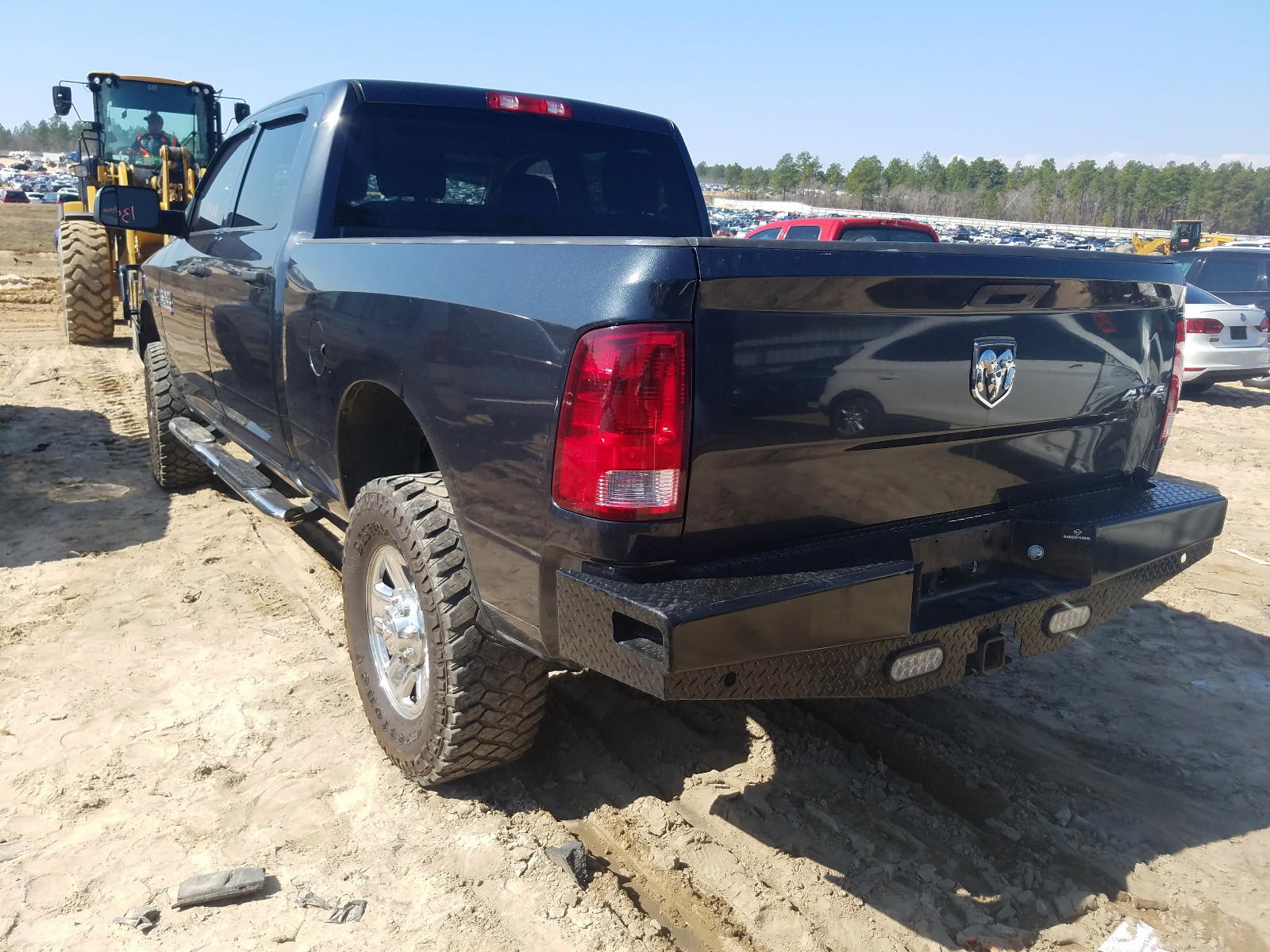 Photo 3 from auction – 2014 RAM 2500 ST with VIN 3C6UR5CL0EG266817