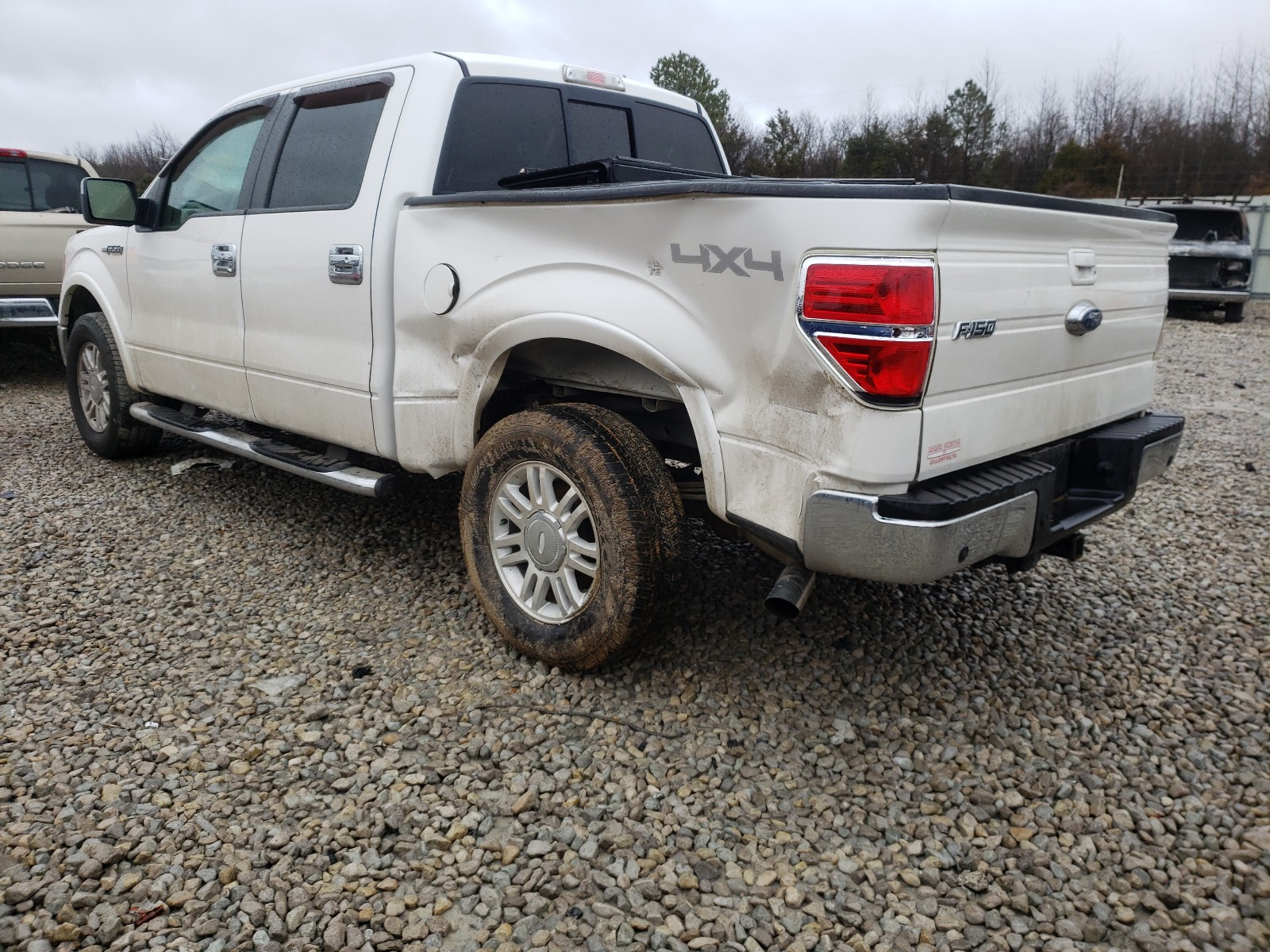 Photo 3 from auction – 2010 FORD F150 SUPER with VIN 1FTFW1EV3AFB09165