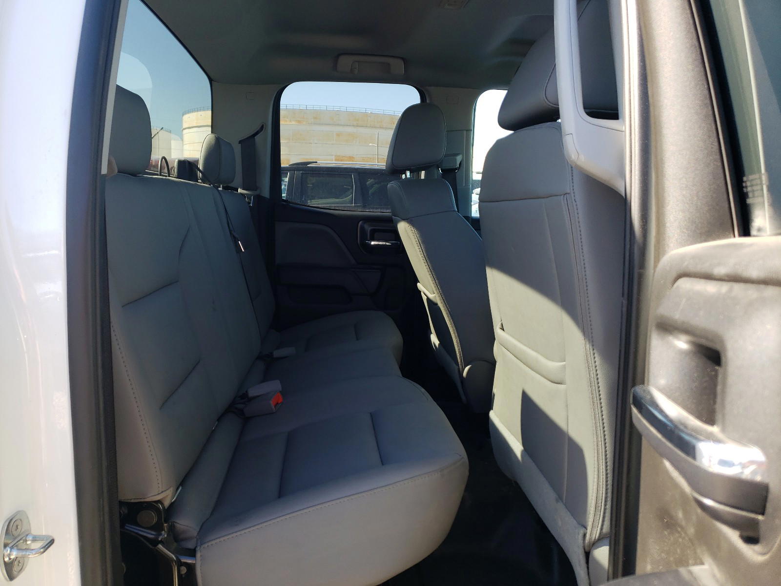 Photo 6 from auction – 2019 CHEVROLET SILVERADO with VIN 2GC2KREG7K1213158
