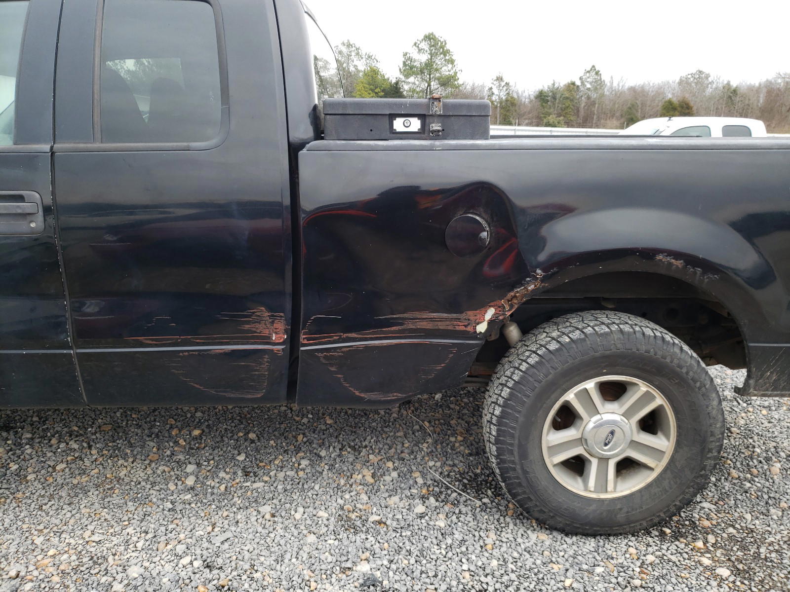 Photo 9 from auction – 2005 FORD F150 with VIN 1FTPX14575FB04012