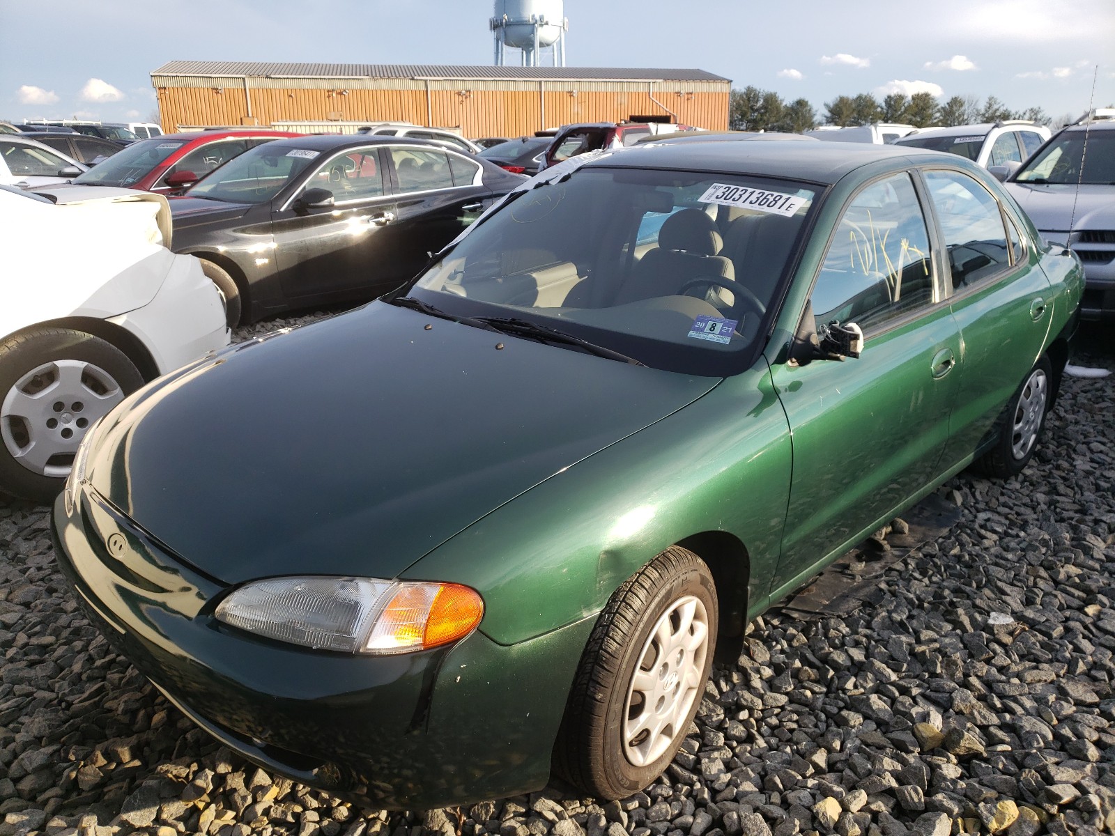 Photo 2 from auction – 1998 HYUNDAI ELANTRA with VIN KMHJF24M5WU692149