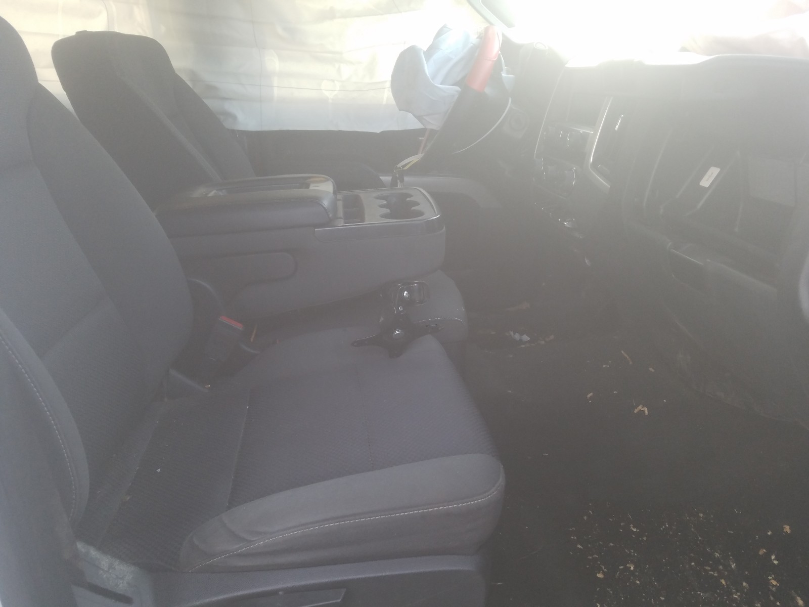 Photo 5 from auction – 2017 CHEVROLET SILVERADO with VIN 1GC1KVEY1HF141064