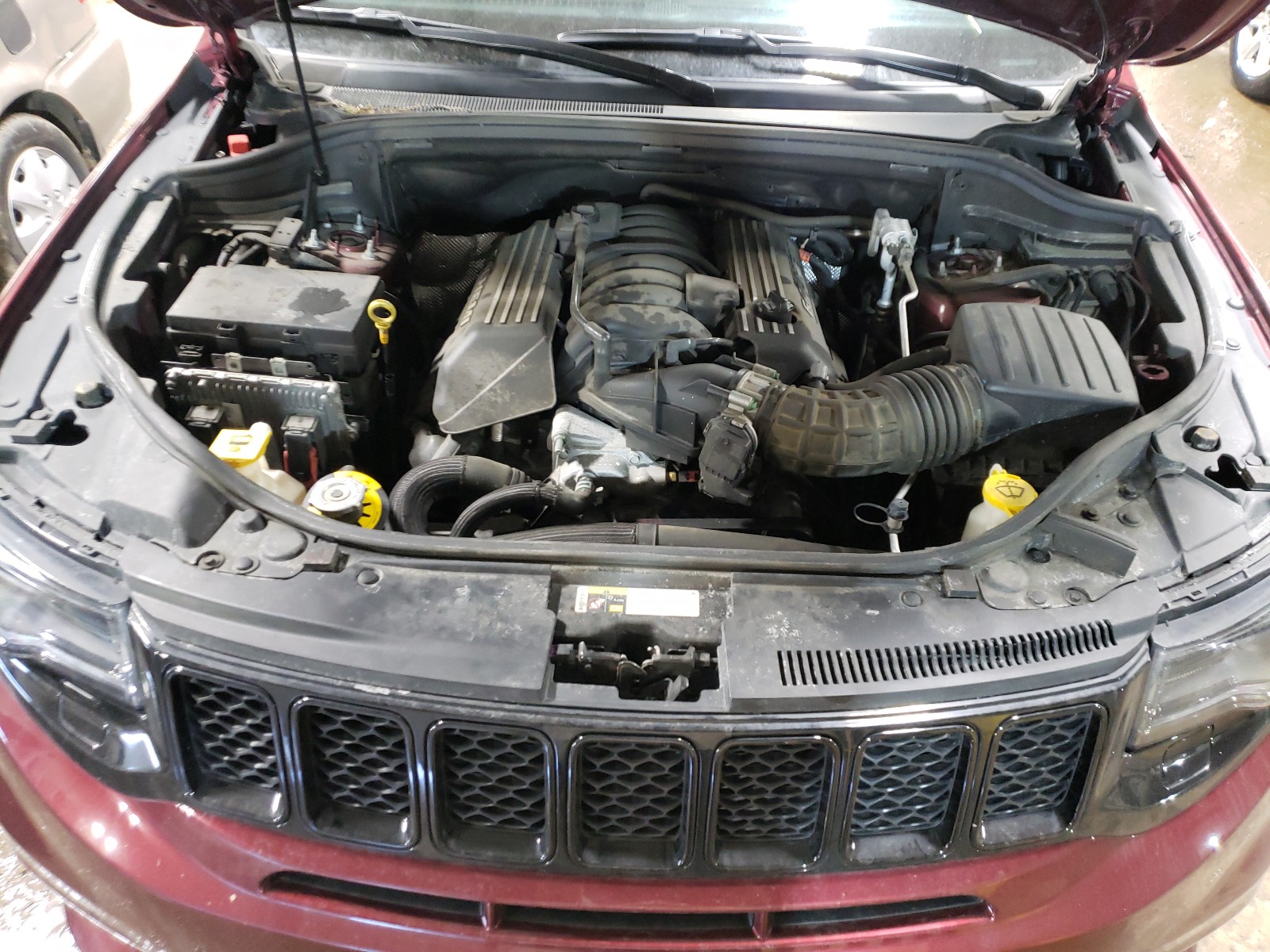 Photo 7 from auction – 2017 JEEP GRAND CHER with VIN 1C4RJFDJXHC903888