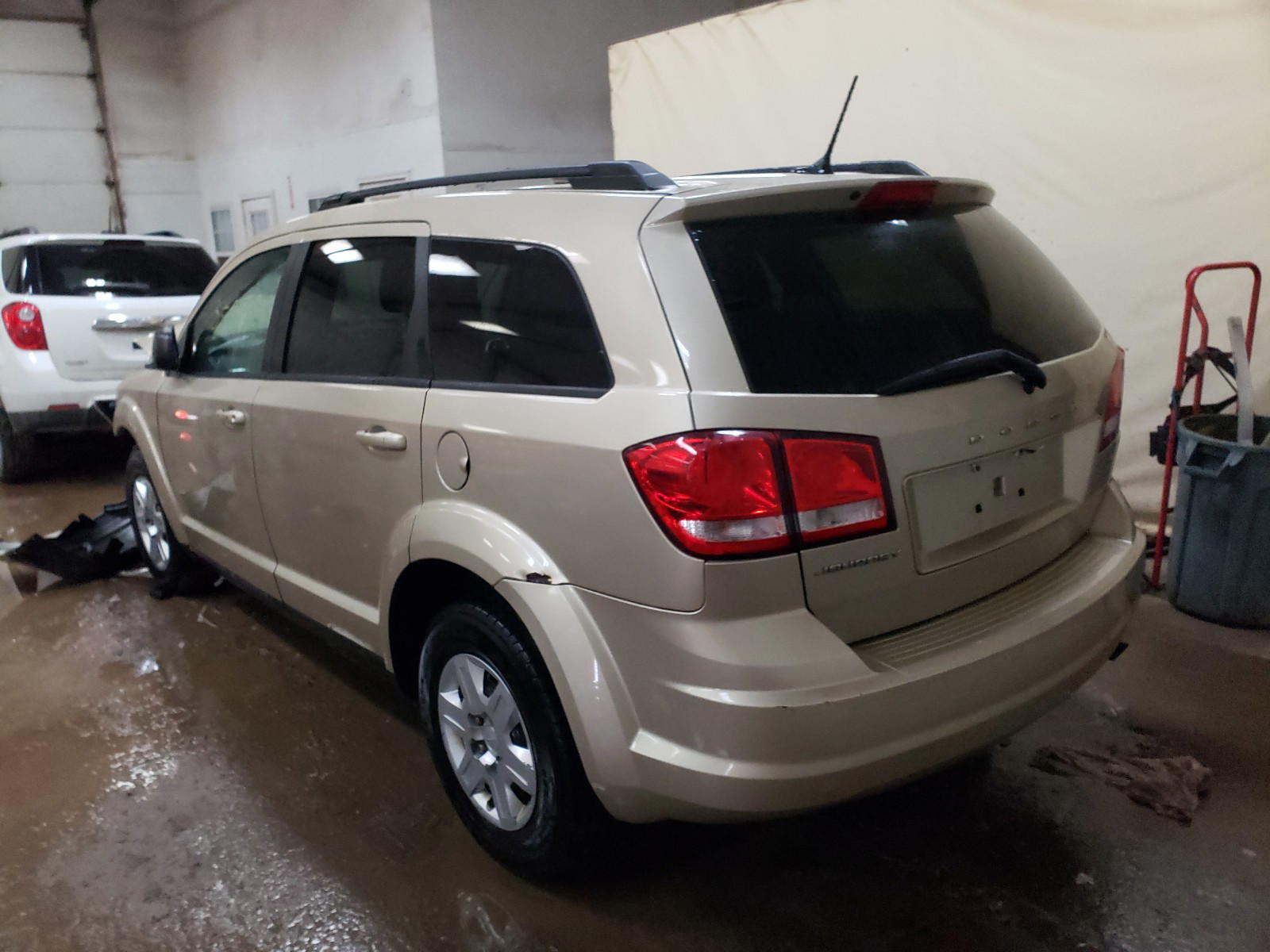 Photo 13 from auction – 2011 DODGE JOURNEY EX with VIN 3D4PG4FB2BT504584