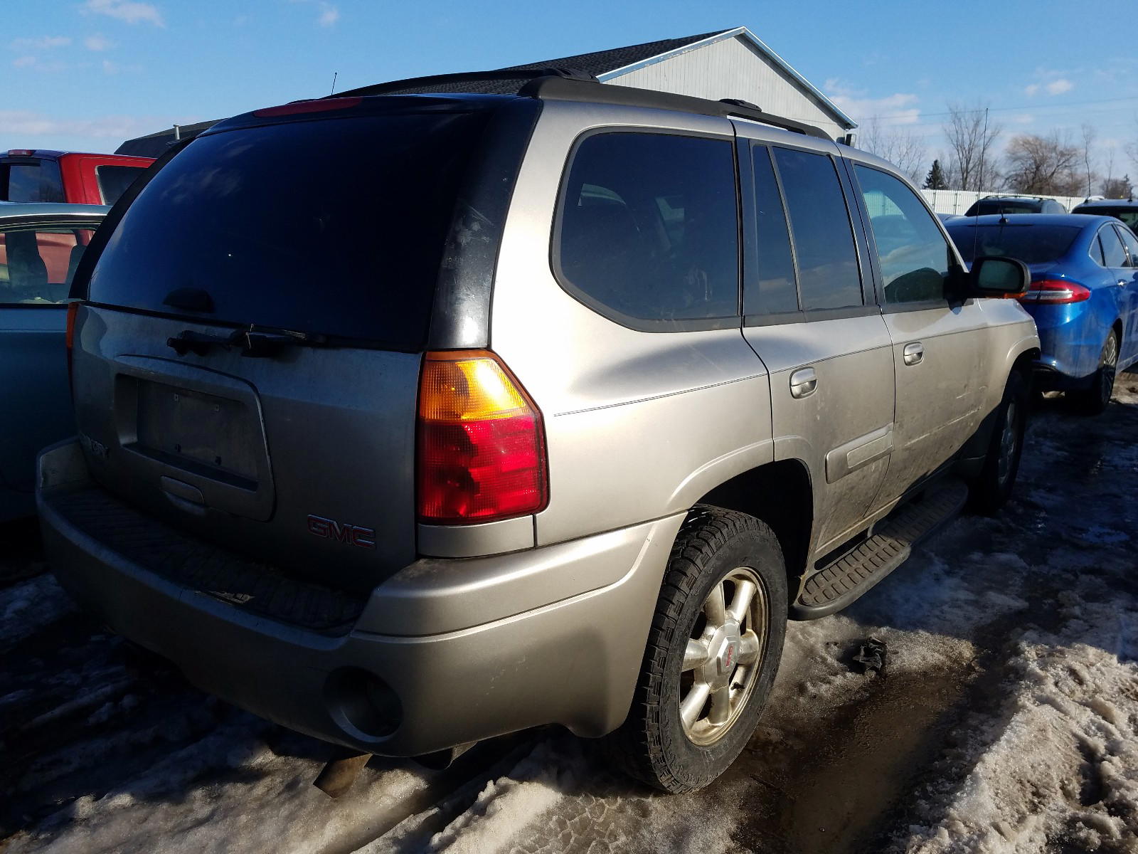 Photo 4 from auction – 2003 GMC ENVOY with VIN 1GKDT13S532188264