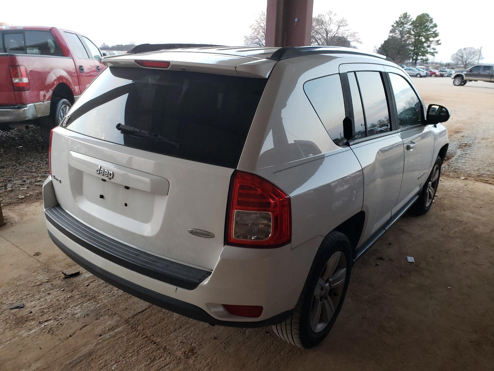 Photo 4 from auction – 2013 JEEP COMPASS LA with VIN 1C4NJDEB4DD222205