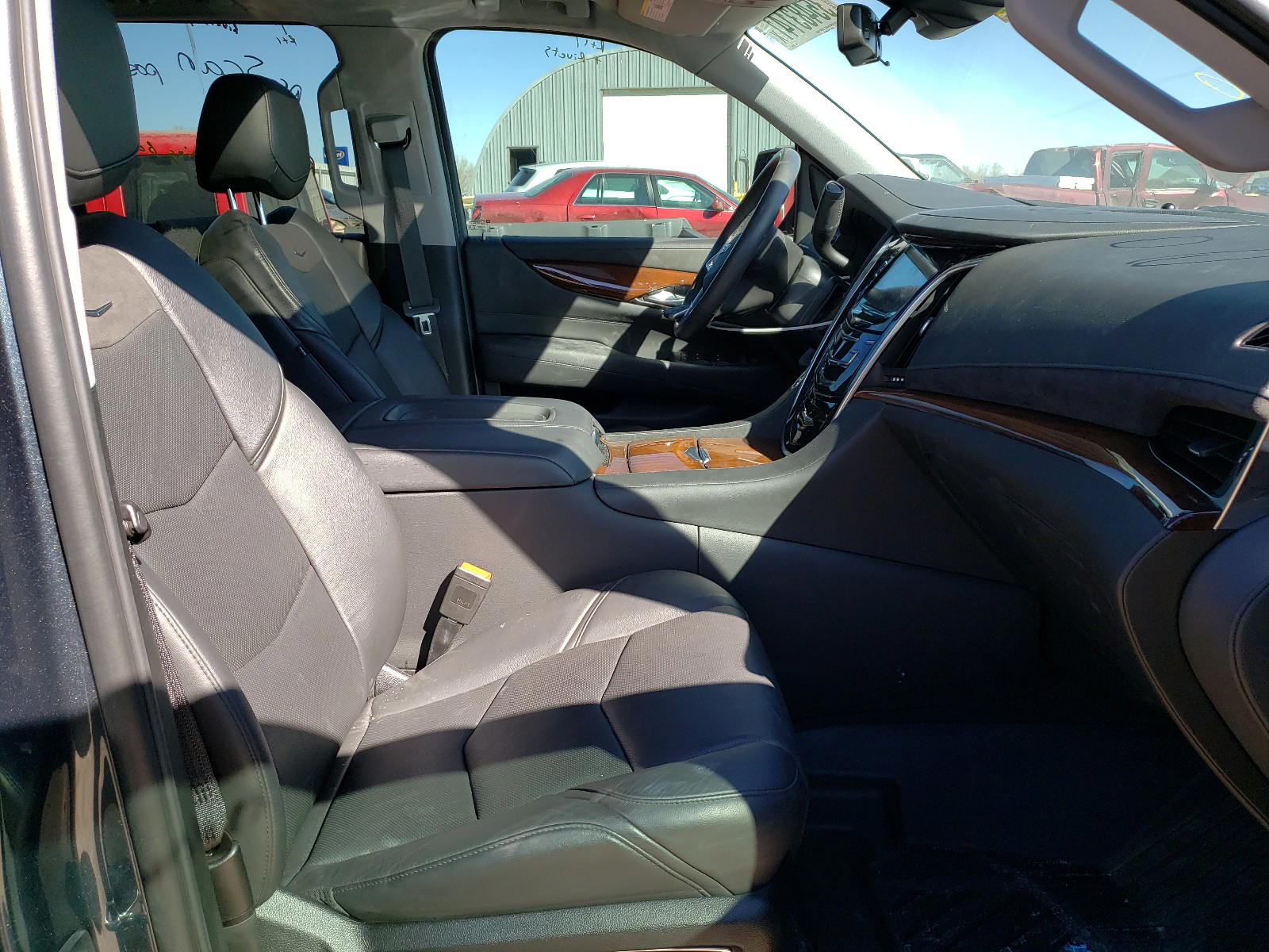 Photo 5 from auction – 2020 CADILLAC ESCALADE E with VIN 1GYS4HKJ3LR133976