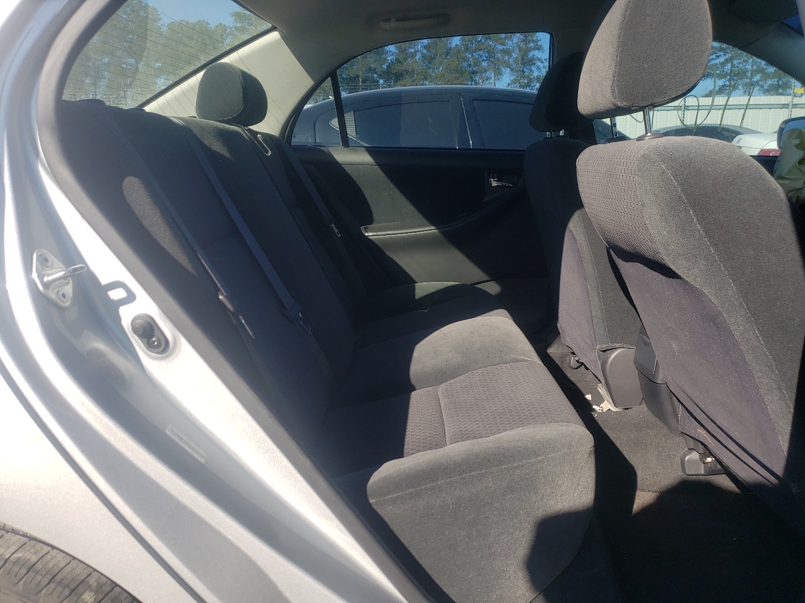 Photo 6 from auction – 2006 TOYOTA COROLLA CE with VIN 1NXBR32E86Z620780