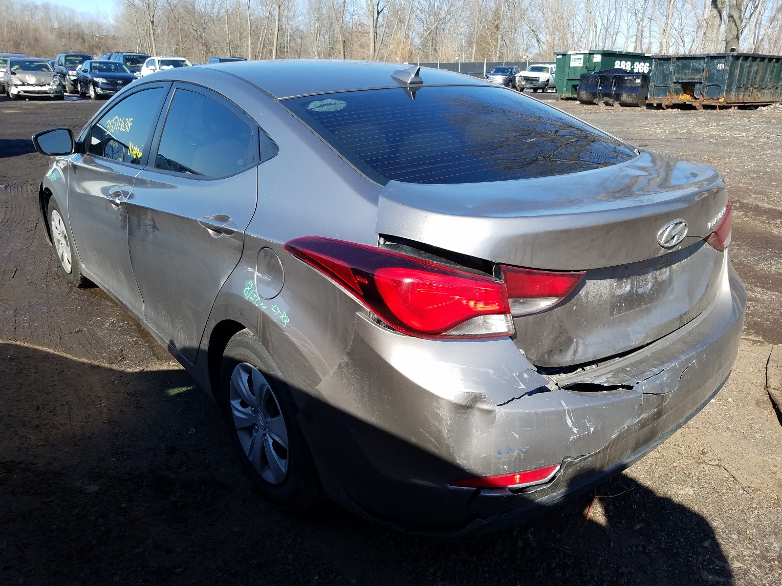 Photo 3 from auction – 2016 HYUNDAI ELANTRA SE with VIN 5NPDH4AE2GH690116