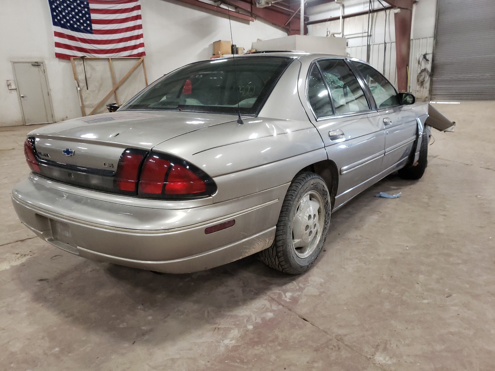 Photo 4 from auction – 1998 CHEVROLET LUMINA BAS with VIN 2G1WL52MXW9261027