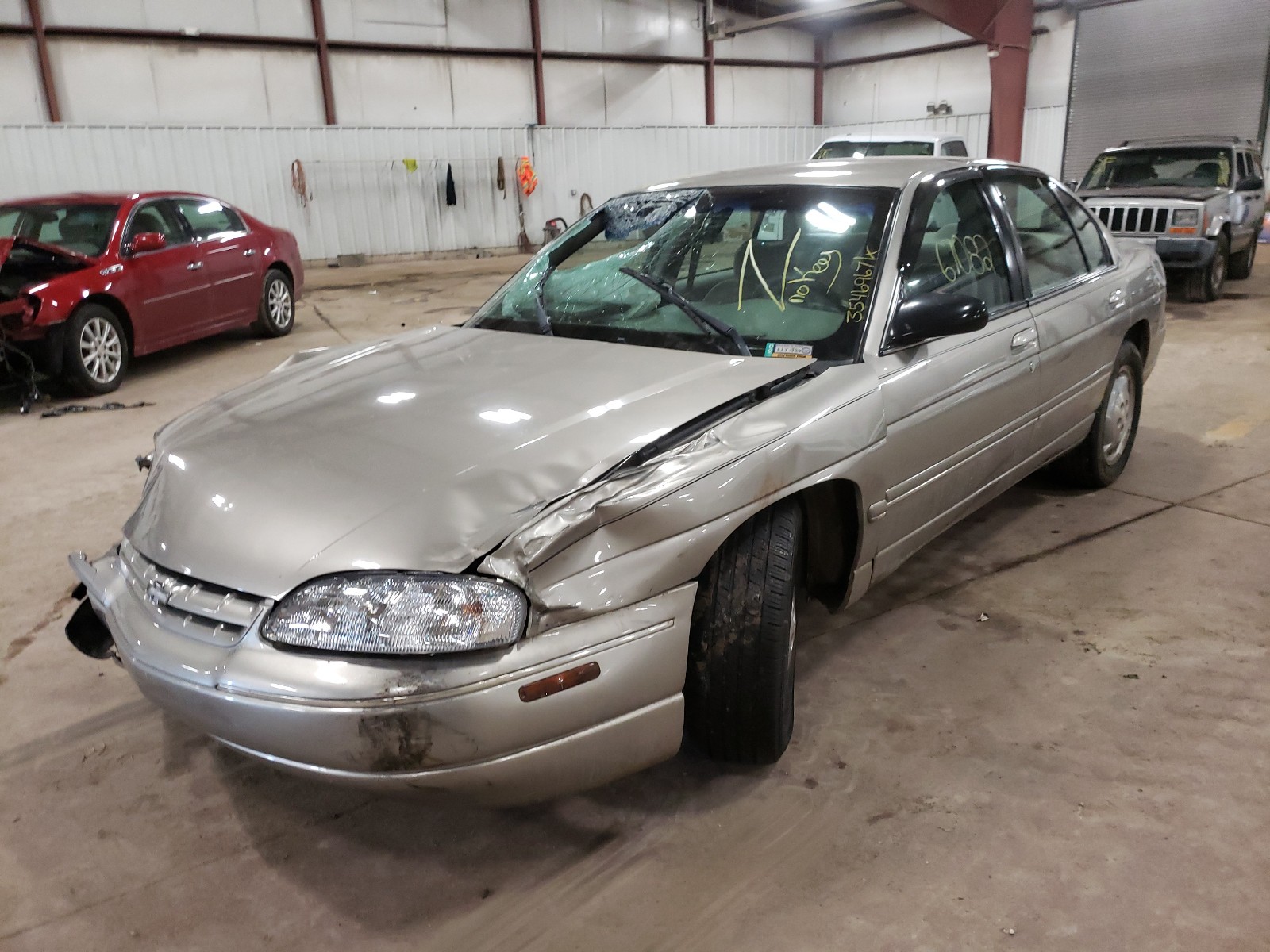 Photo 2 from auction – 1998 CHEVROLET LUMINA BAS with VIN 2G1WL52MXW9261027